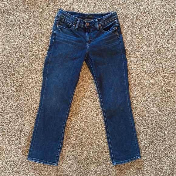 Silver Suki Cropped Capri Jeans - Picture 3 of 9